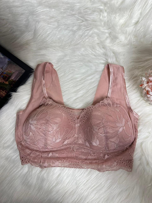 Floral Lace Sports Bra – Everyday Comfort & Light Workout Support