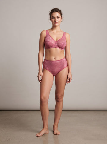 Elegant Floral Embroidered Bra & Panty Set – Comfort Meets Elegance